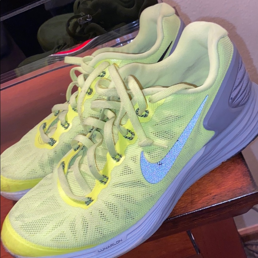Nike shoes